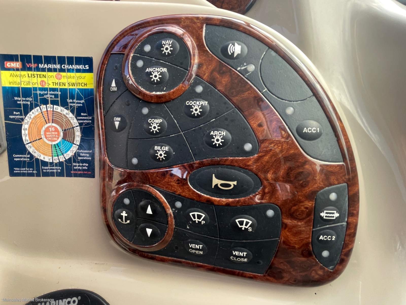 Sea Ray 280 Sundancer