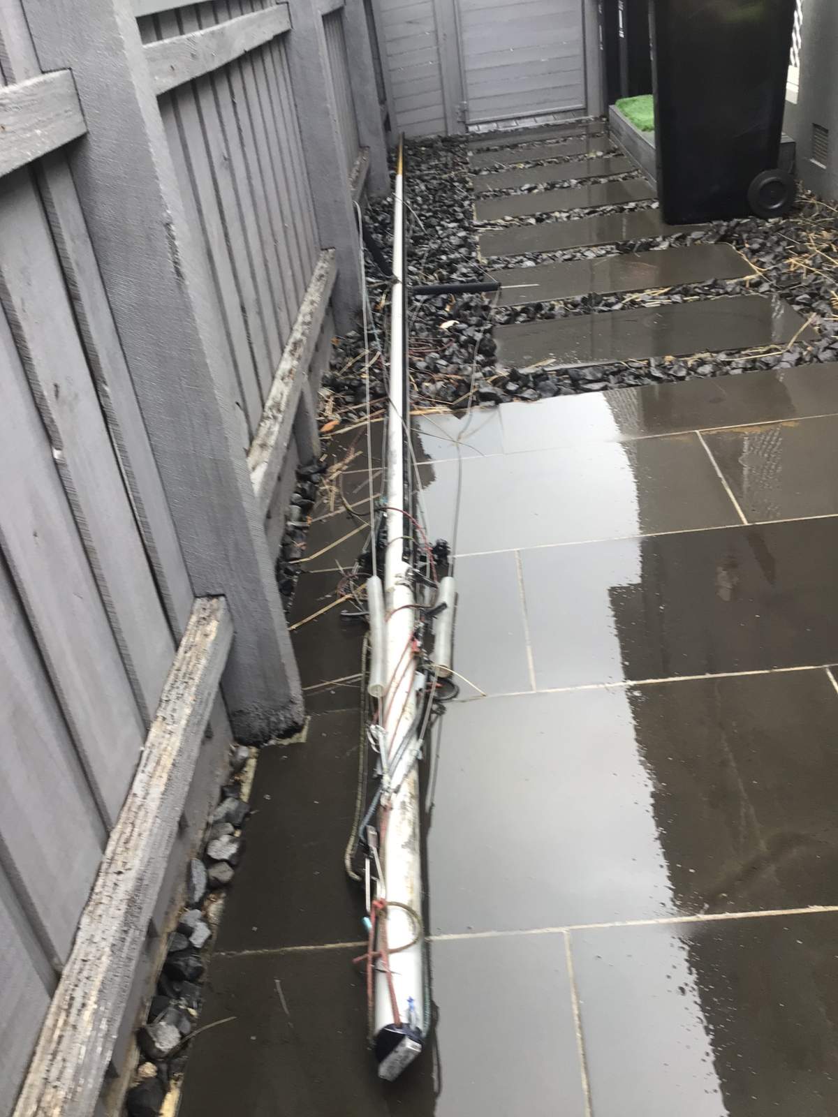 Gold spar gold tip javelin mast