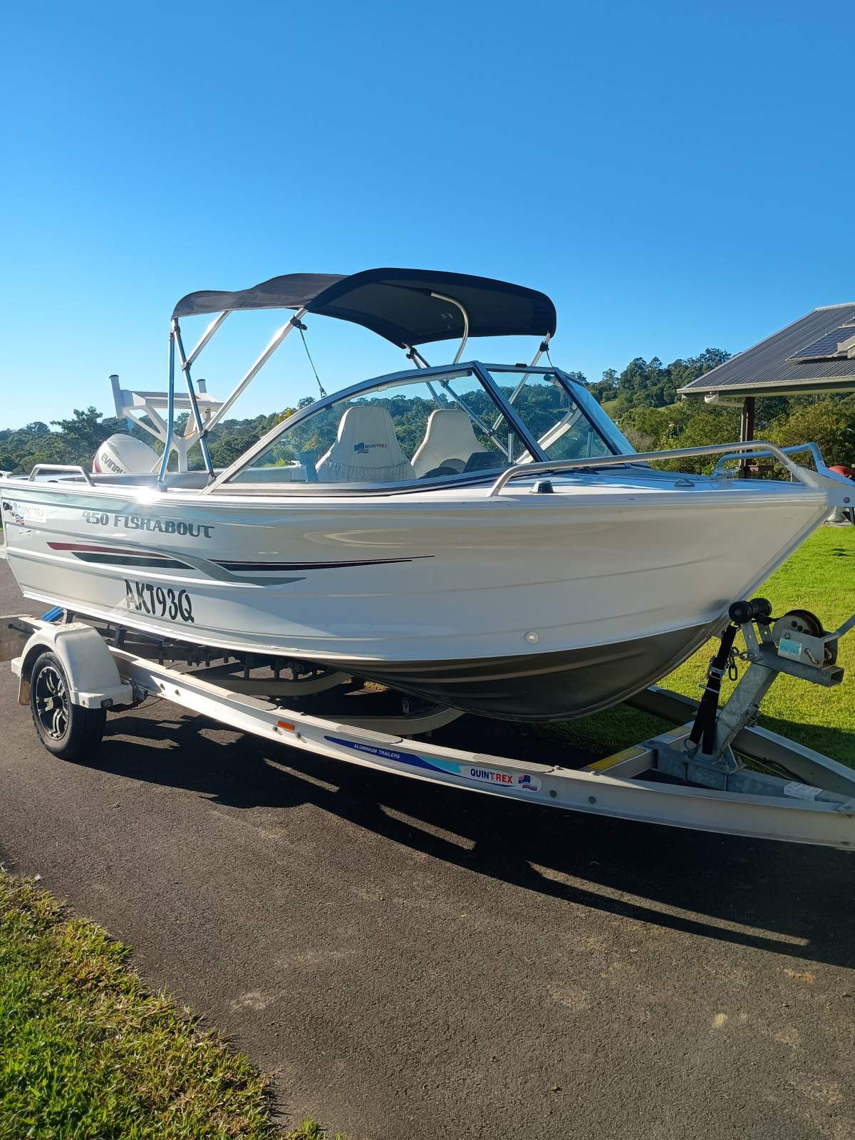 Quintrex 450 Fishabout