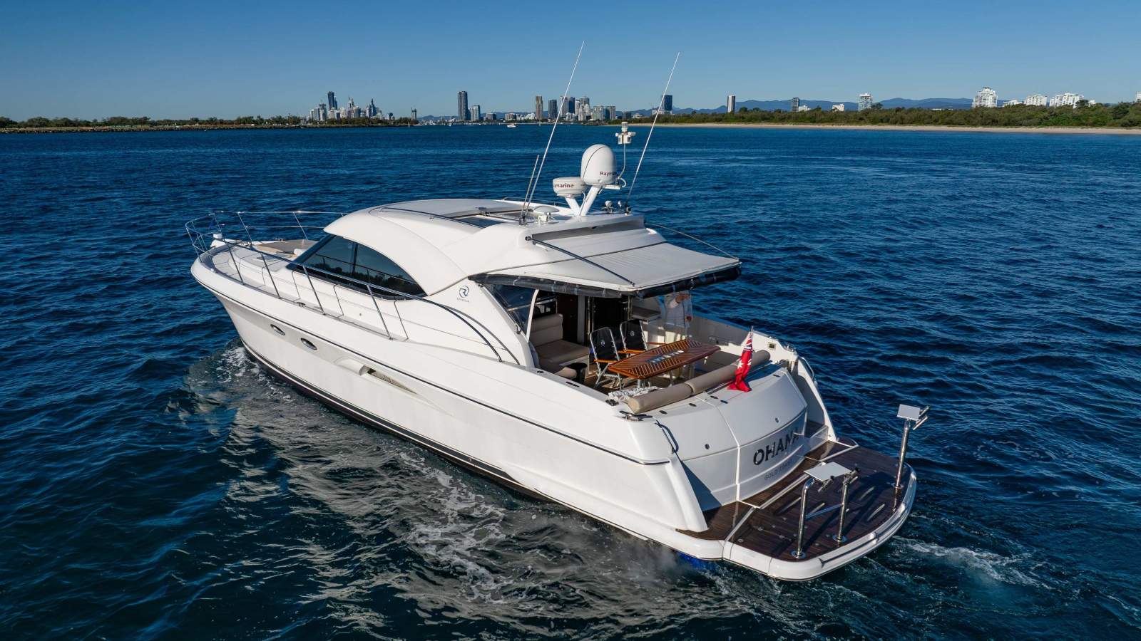 Riviera 5000 Sport Yacht