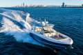 Boston Whaler 350 Realm