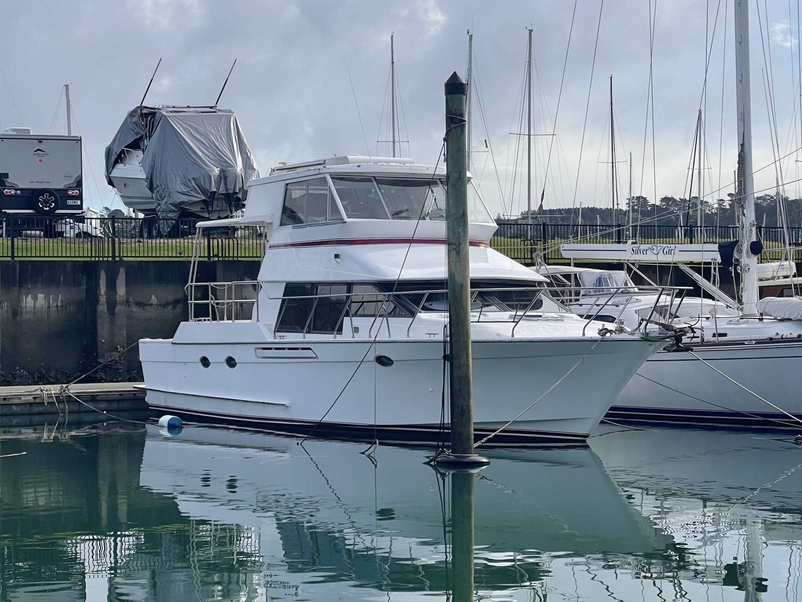 Ocean Alexander 15.85M
