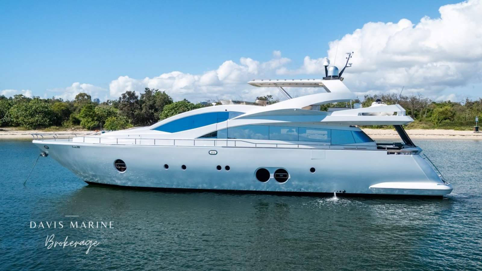 Aicon 85 Flybridge:2008 Aicon 85 Flybridge For Sale