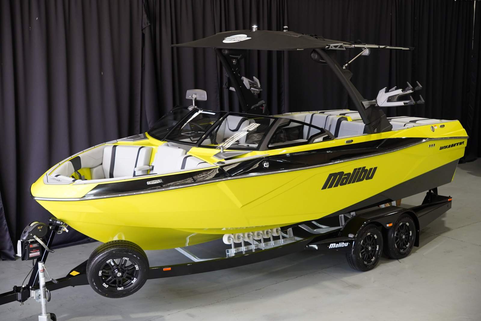 New Malibu Wakesetter 23 LSV 2025