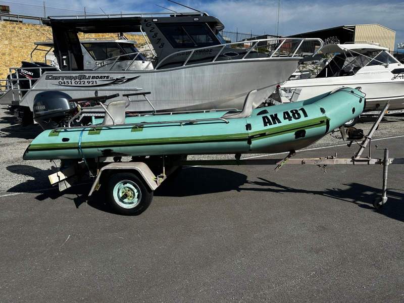 Supa Duck 4.3m open 2013 MODEL 30HP YAMAHA 4 STR MOTOR 52HRS