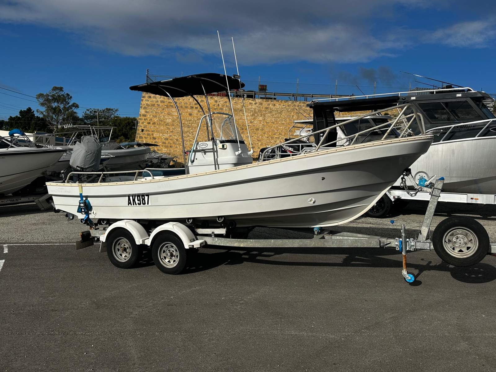 Southwind UB580 Yamaha 100hp 4 stroke motor 734Hrs