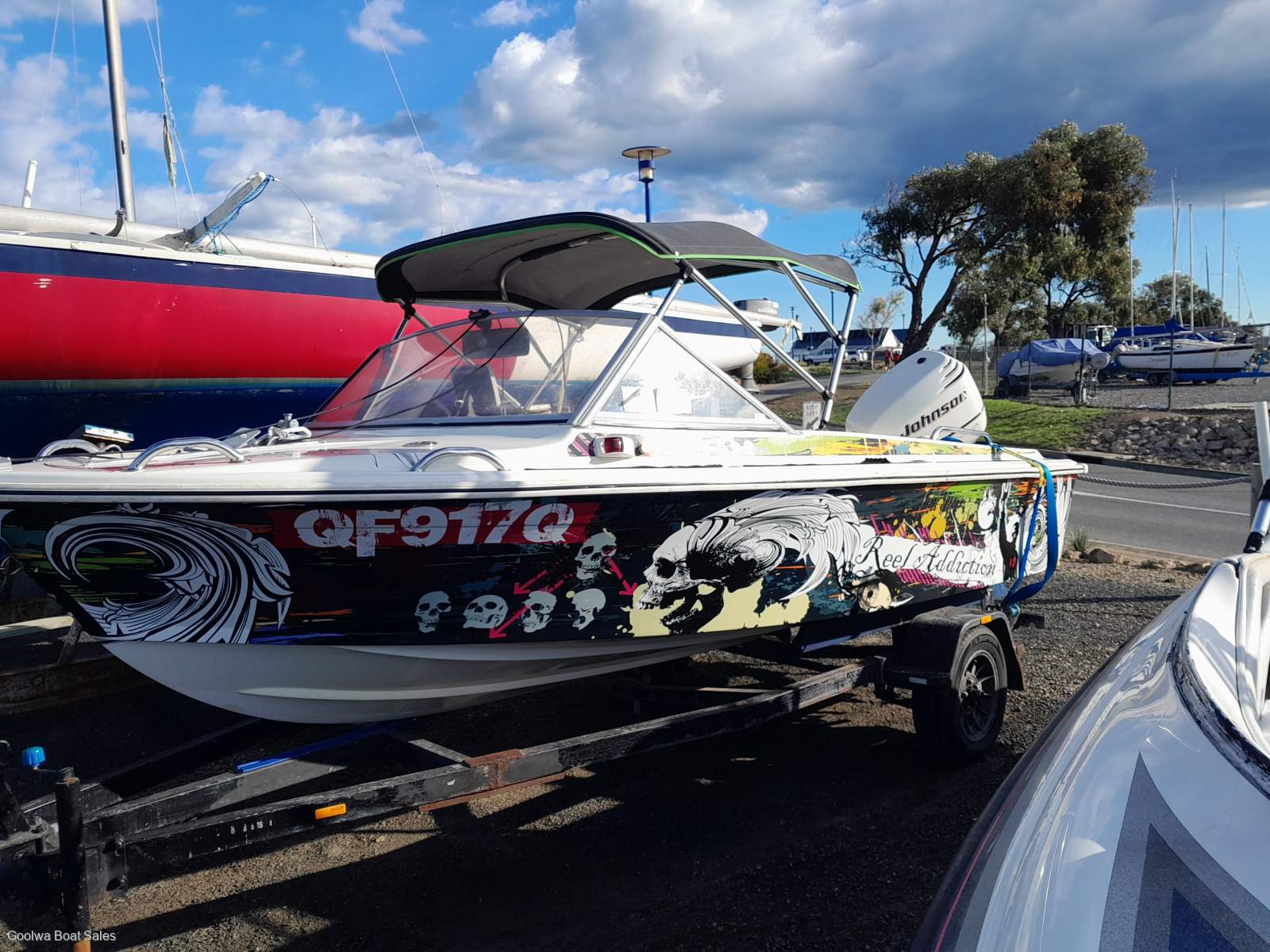 Haines Hunter V146 runabout