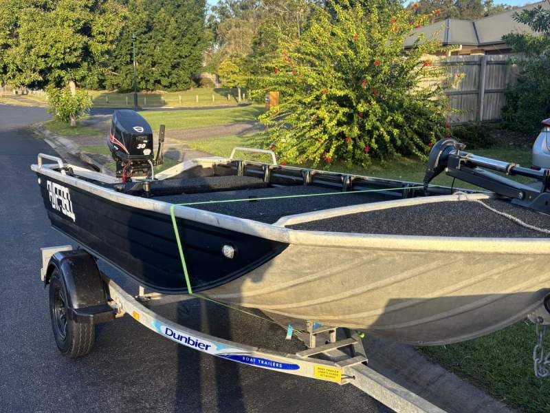Quintrex 390 Explorer