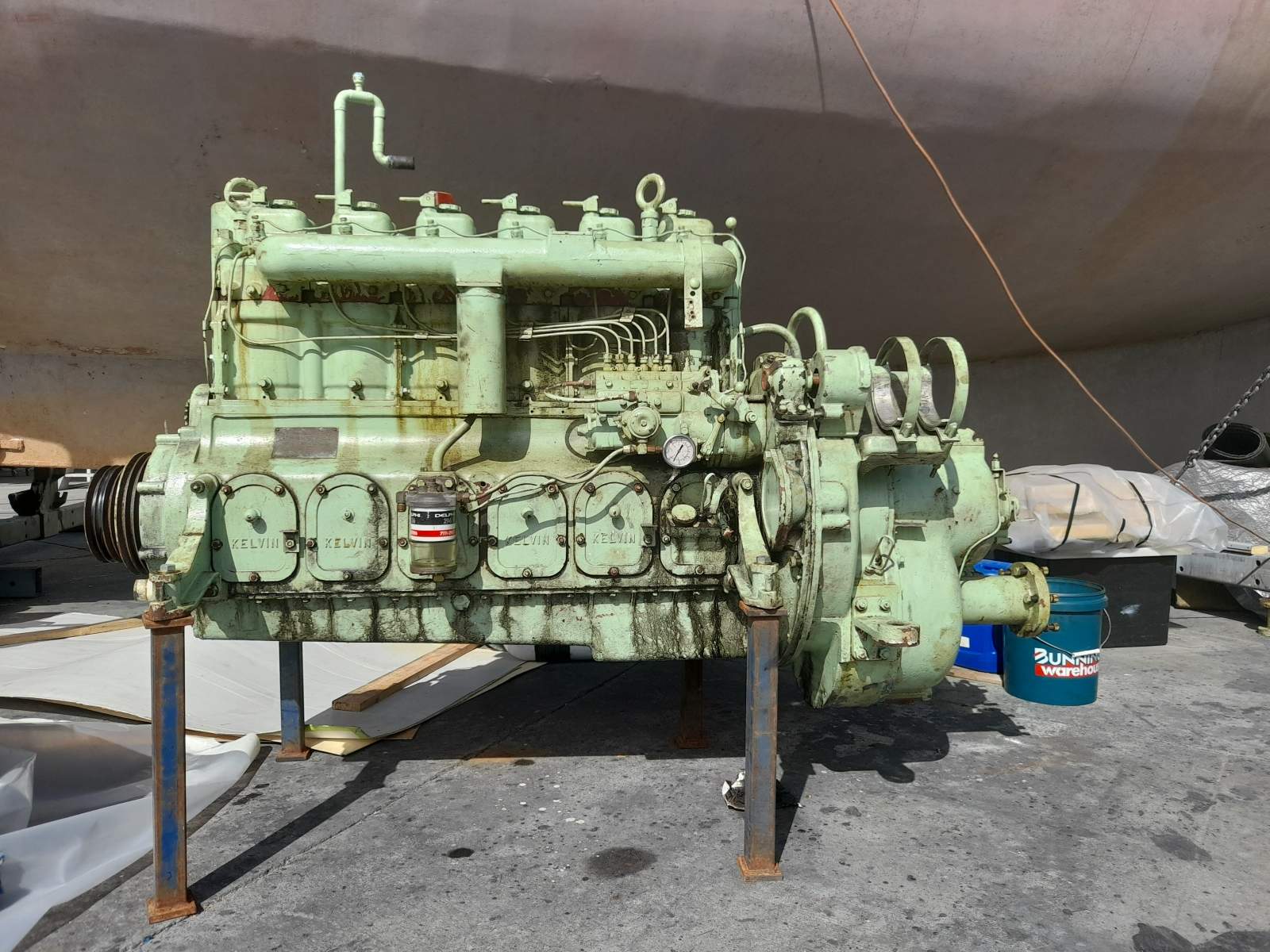 Kelvin R6 diesel and gearbox