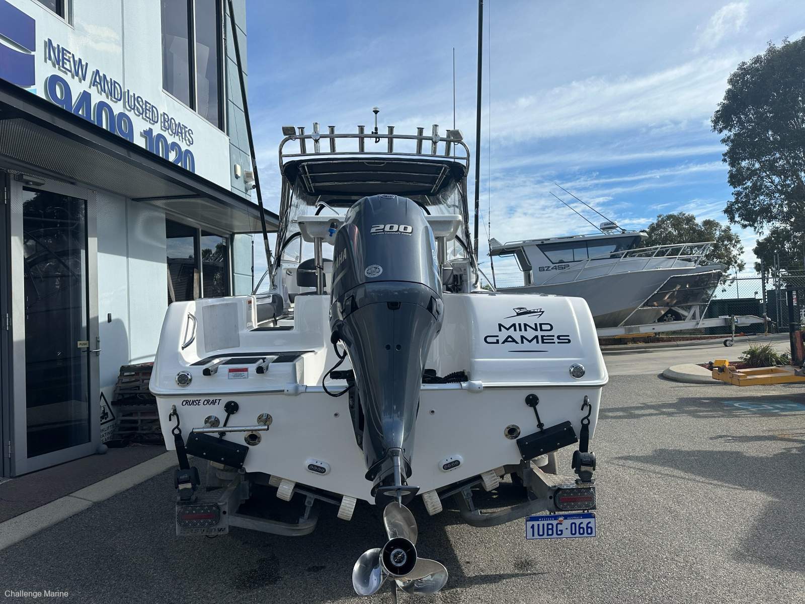 CruiseCraft Outsider 635 With Helm Master fitted