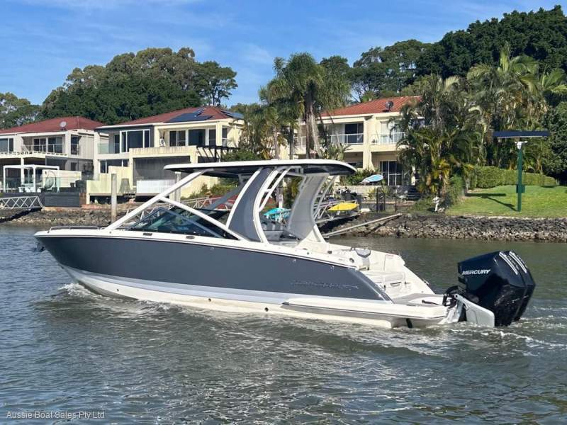 Chaparral 280 OSX Premium Outboard Bowrider