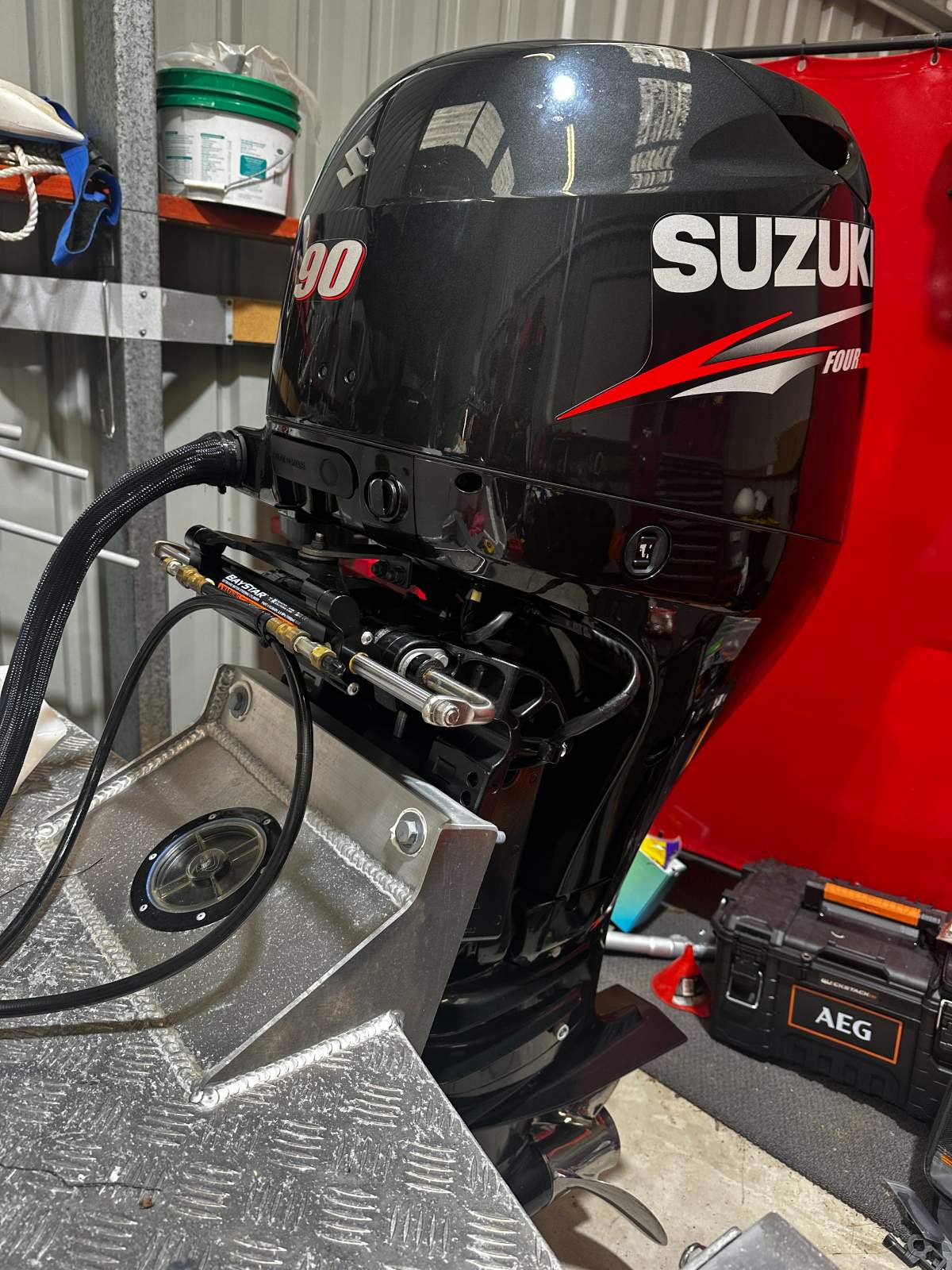 Suzuki 2016 90hp 4 Stroke XL Shaft