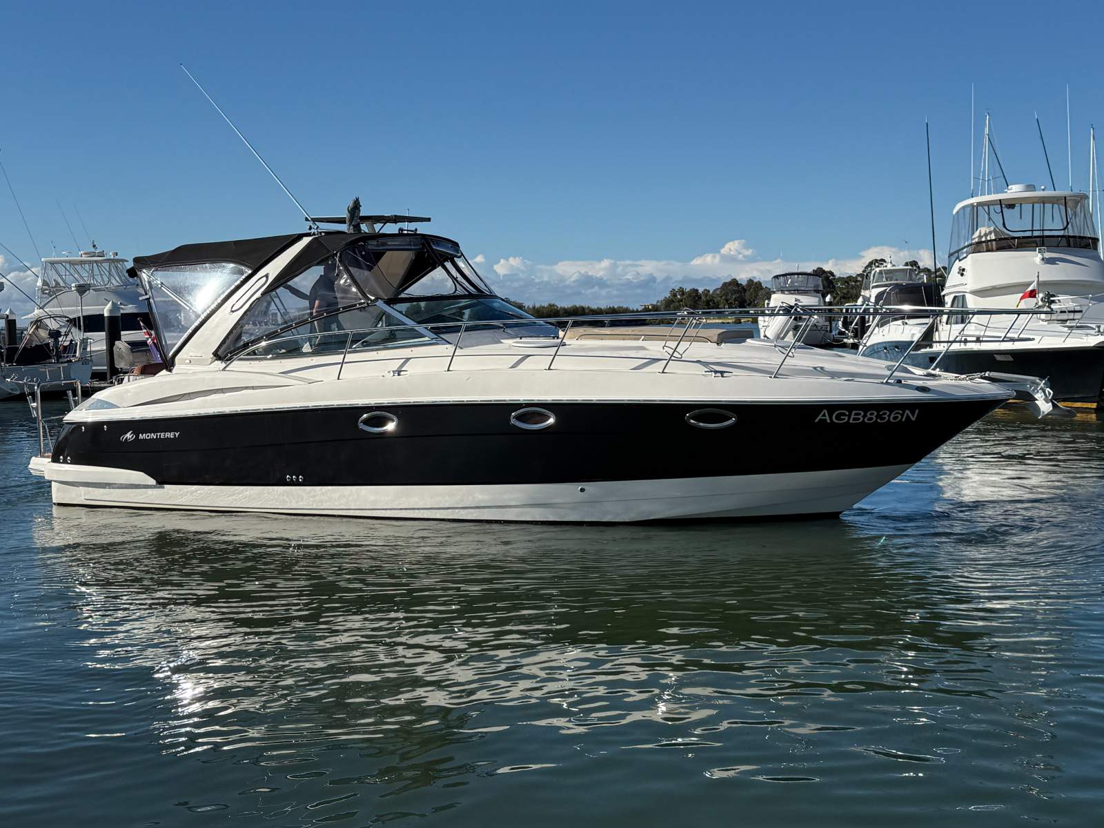 Monterey 350 SY