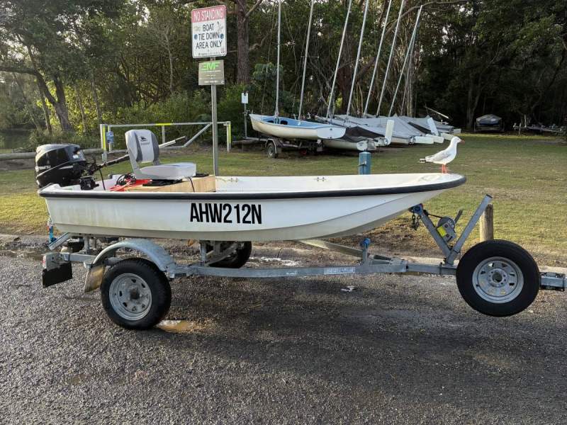 Boston Whaler 110 Tender 1999 Repowered