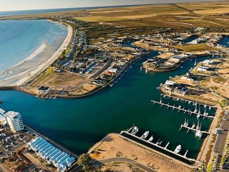 Marina Berth - Copper Cove Marina
