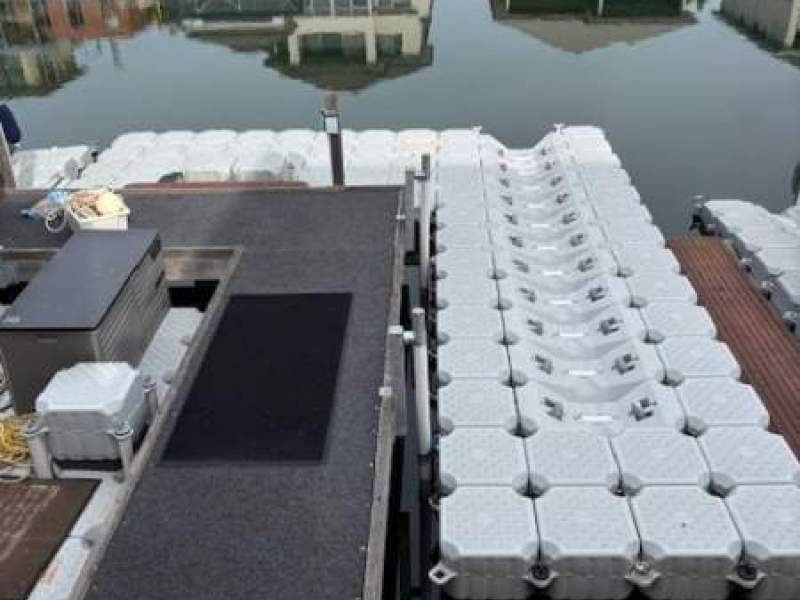 Floating Dock