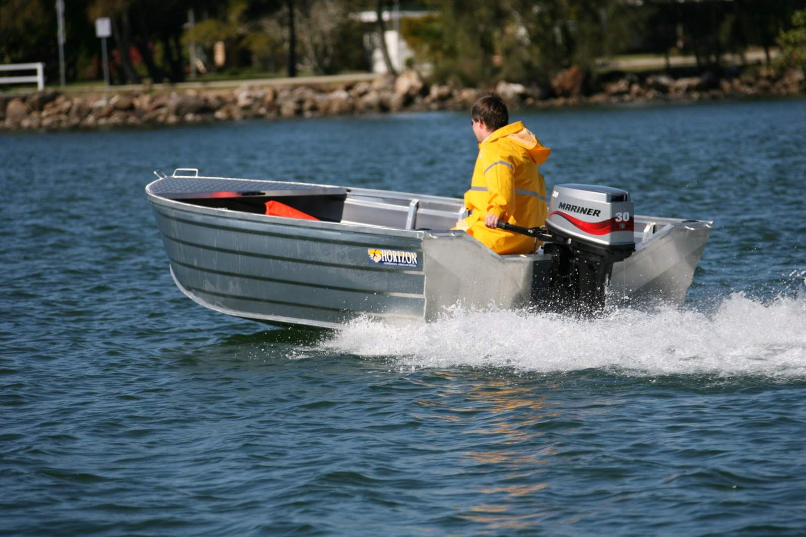 New Horizon Aluminium Boats 370 Pathfinder HS (High Sides) loaded with options in stock and reduced!