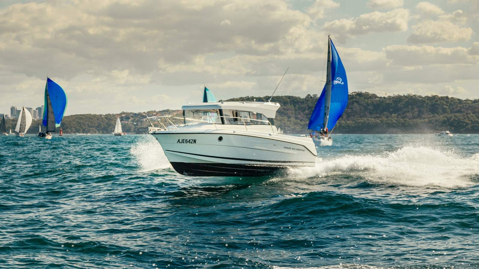 Parker 800 Weekend