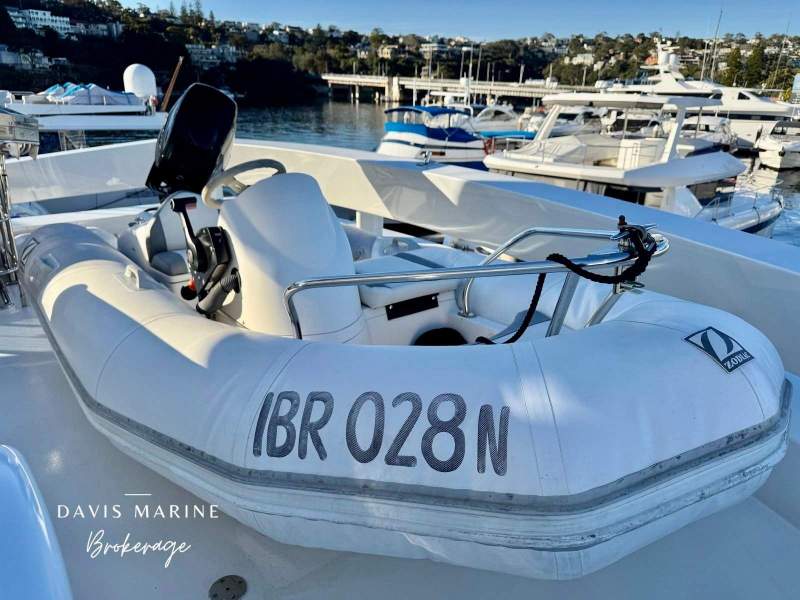 Zodiac Yachtline 340