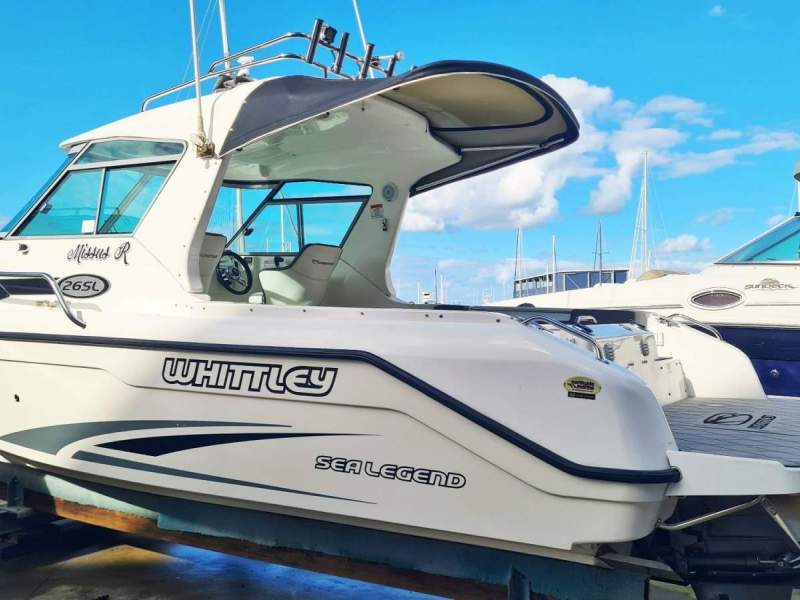 Whittley SL 26 Hard Top