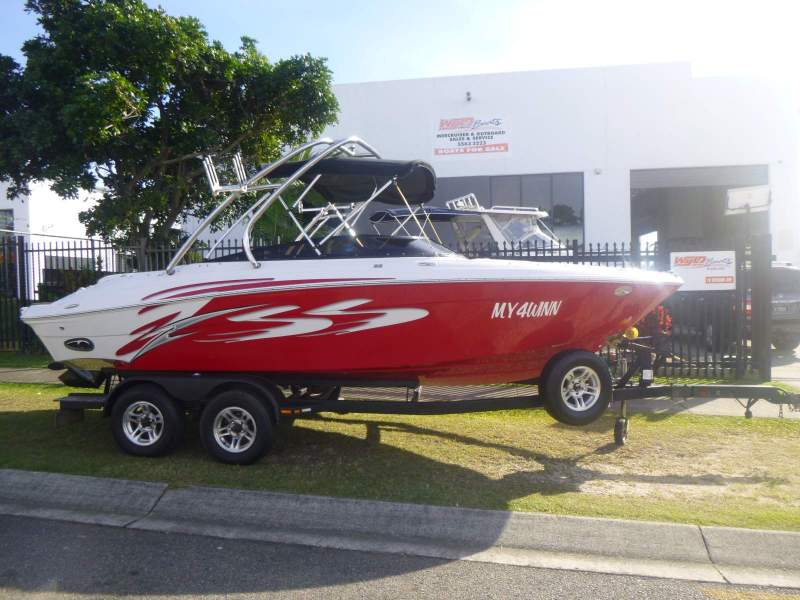 Four Winns 210 Bow Rider 210SS