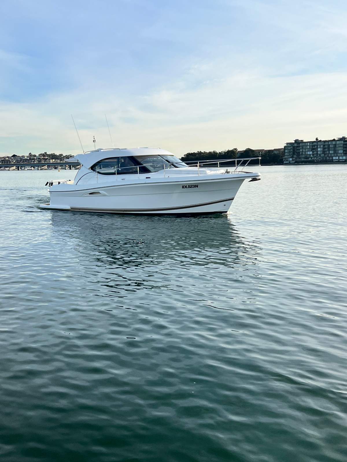 Riviera 3600 Sport Yacht