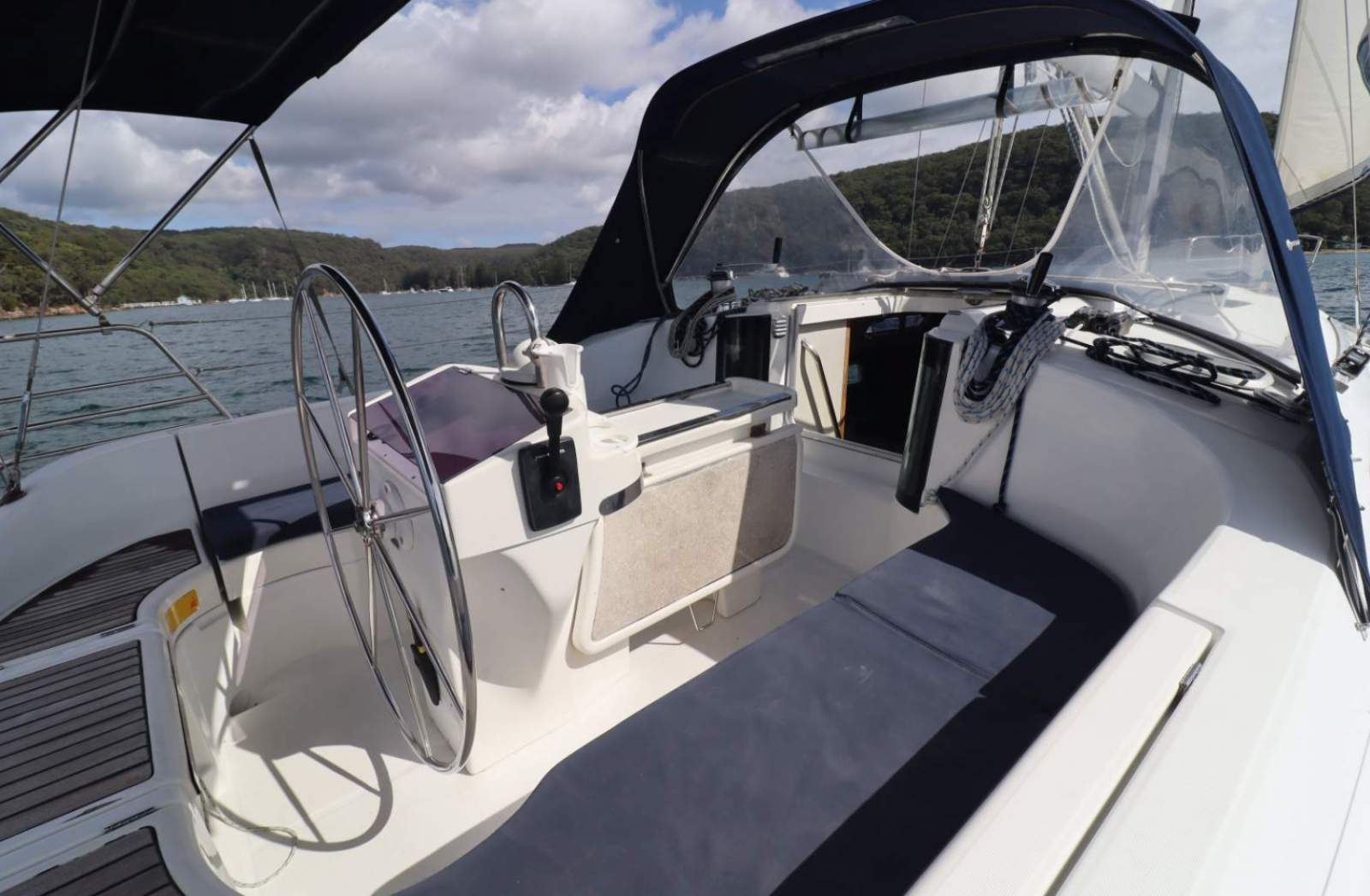 Beneteau Oceanis 35.1 1/5th Share