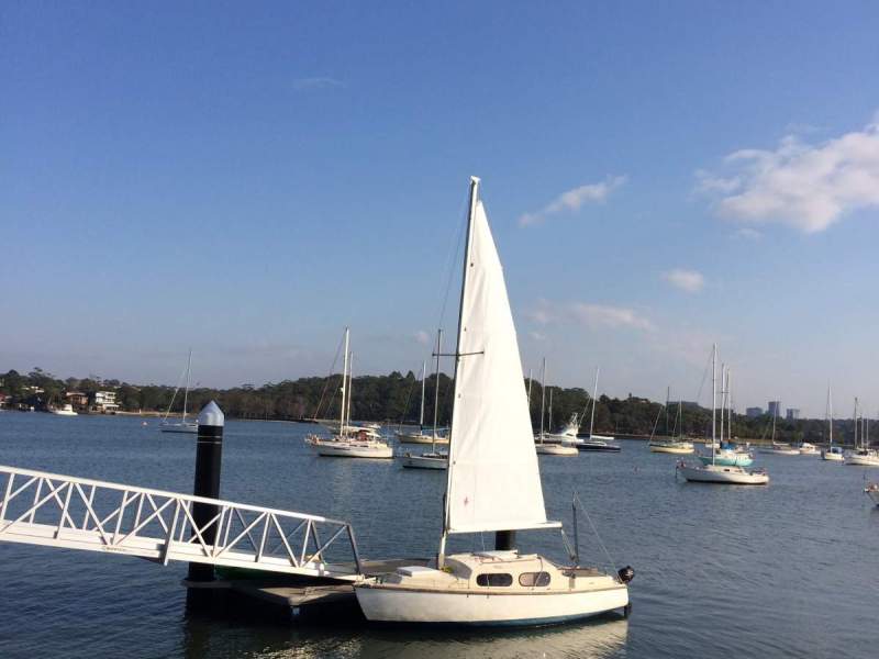Vivacity Castle Marine, 6m long, bilge keel