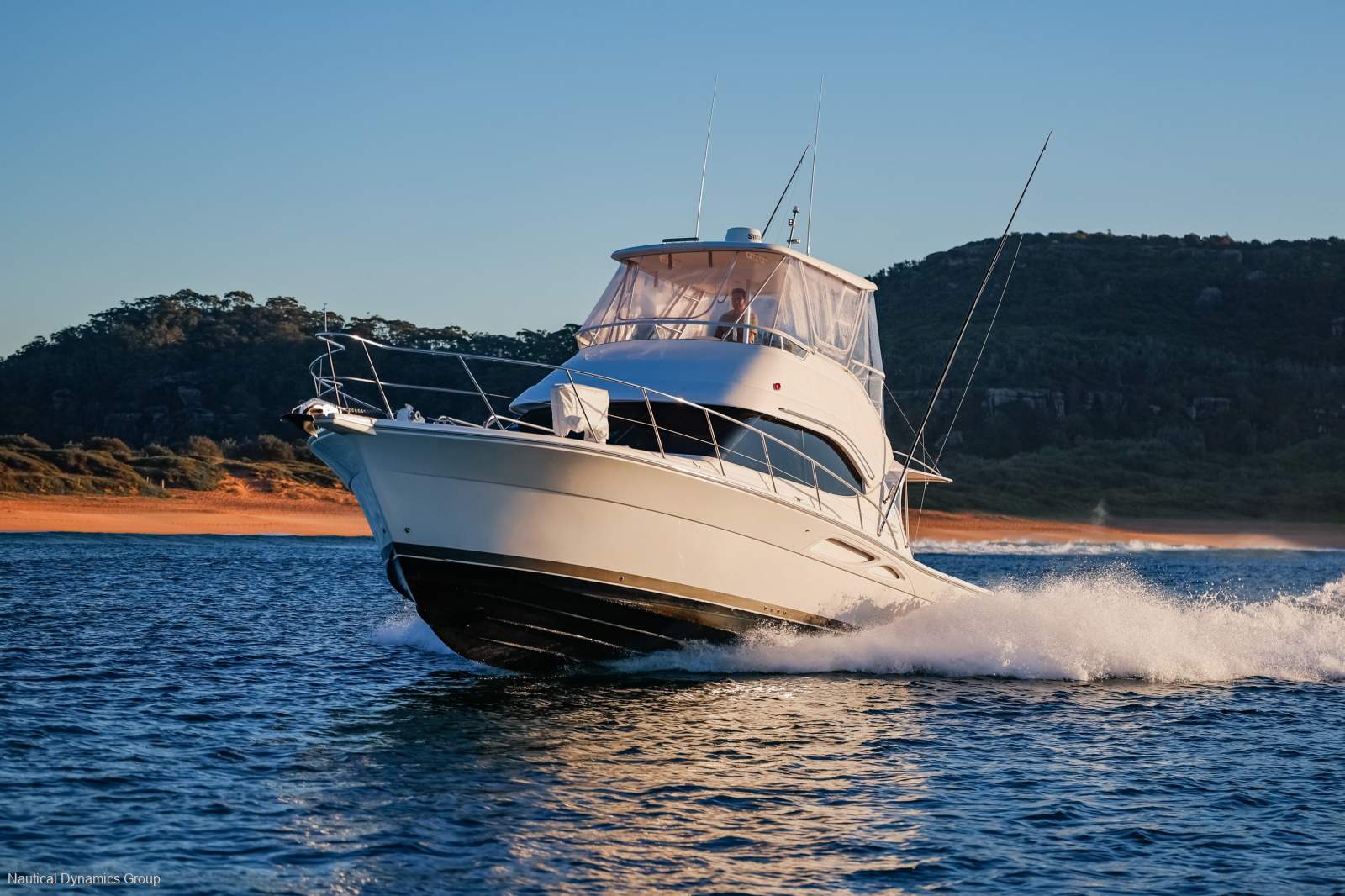 Riviera 40 Open Flybridge