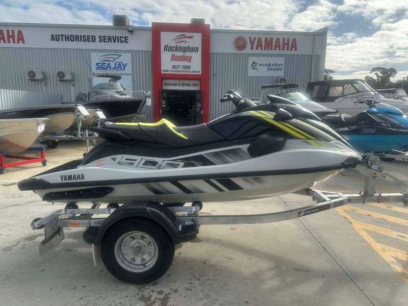 Yamaha GP19HO