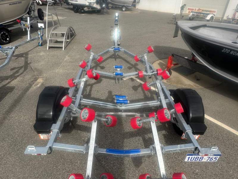 Brand new John Papas JPT 96 single axle galvanised steel mechanical braked