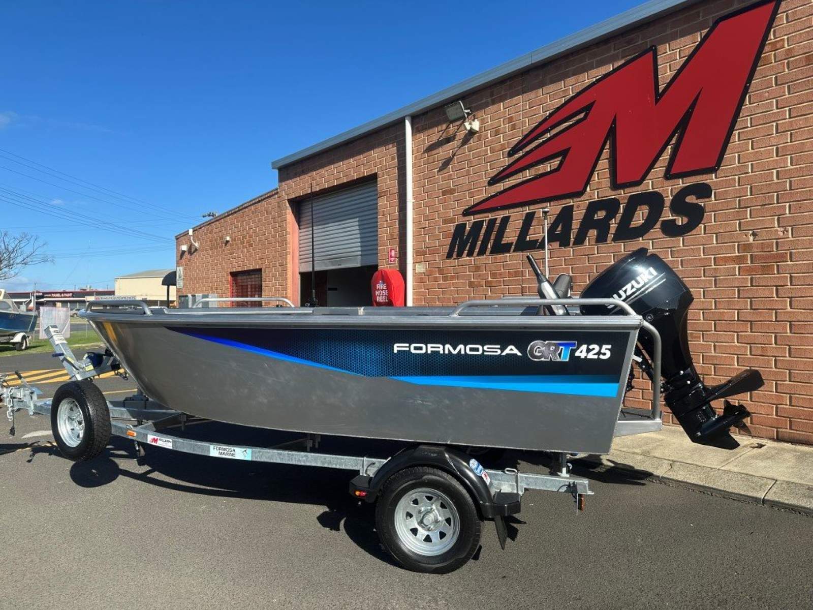 New Formosa 425 GRT Tiller With Suzuki 60hp & Hydraulic Steering