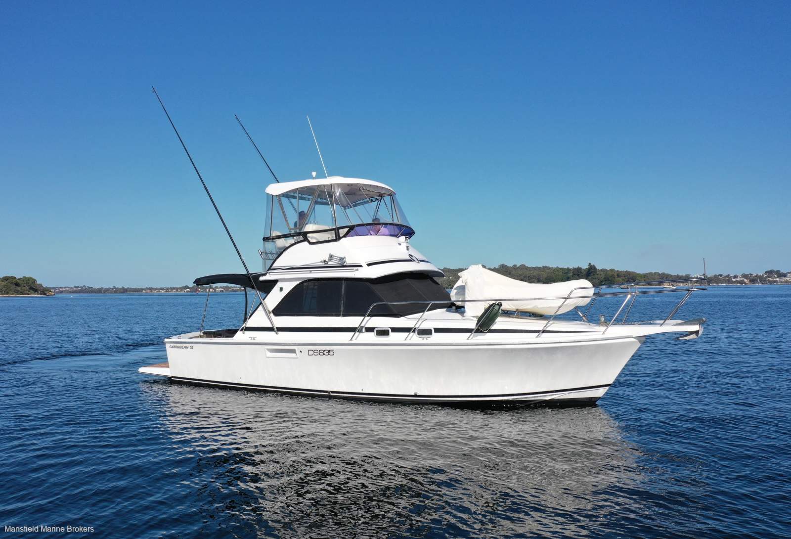 Caribbean 35 Flybridge Cruiser Mk II