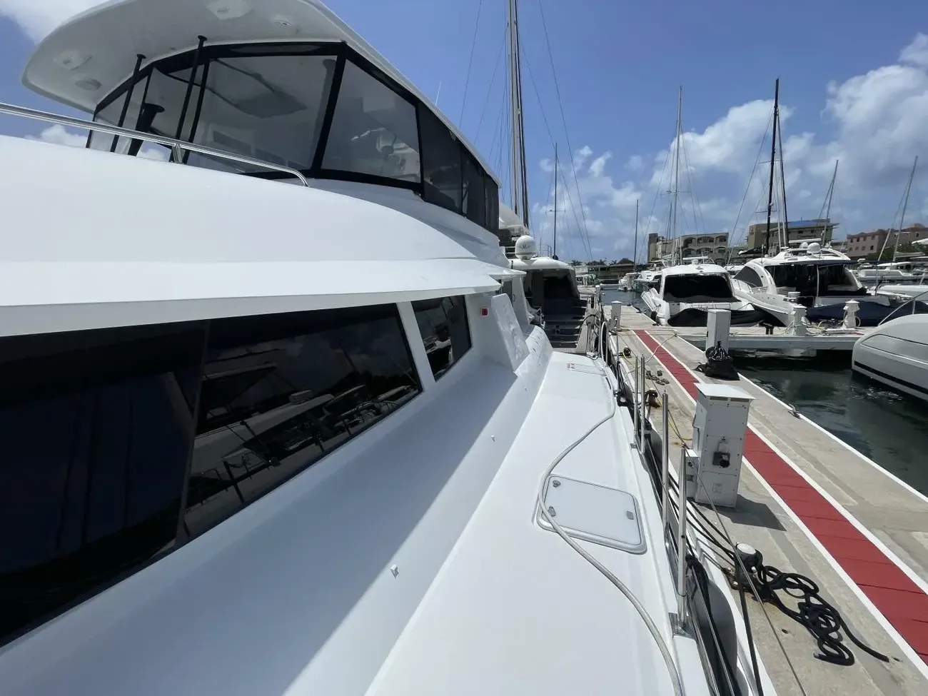 Voyage Yachts 650 Pc