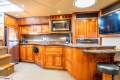 Cruisers Yachts 560 Express