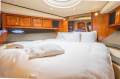 Cruisers Yachts 560 Express