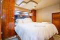 Cruisers Yachts 560 Express