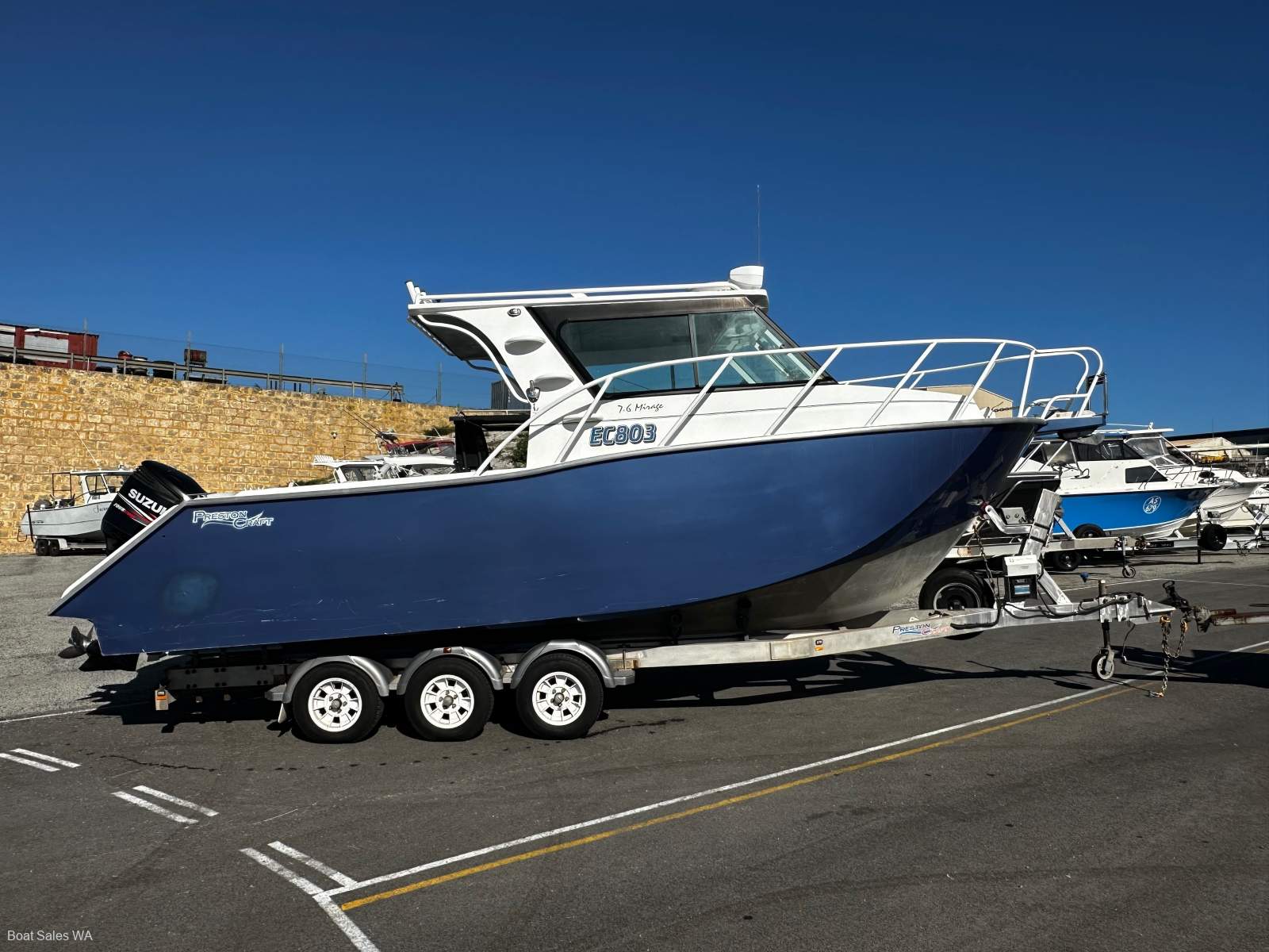 Preston Craft 760 Mirage Tri Hull