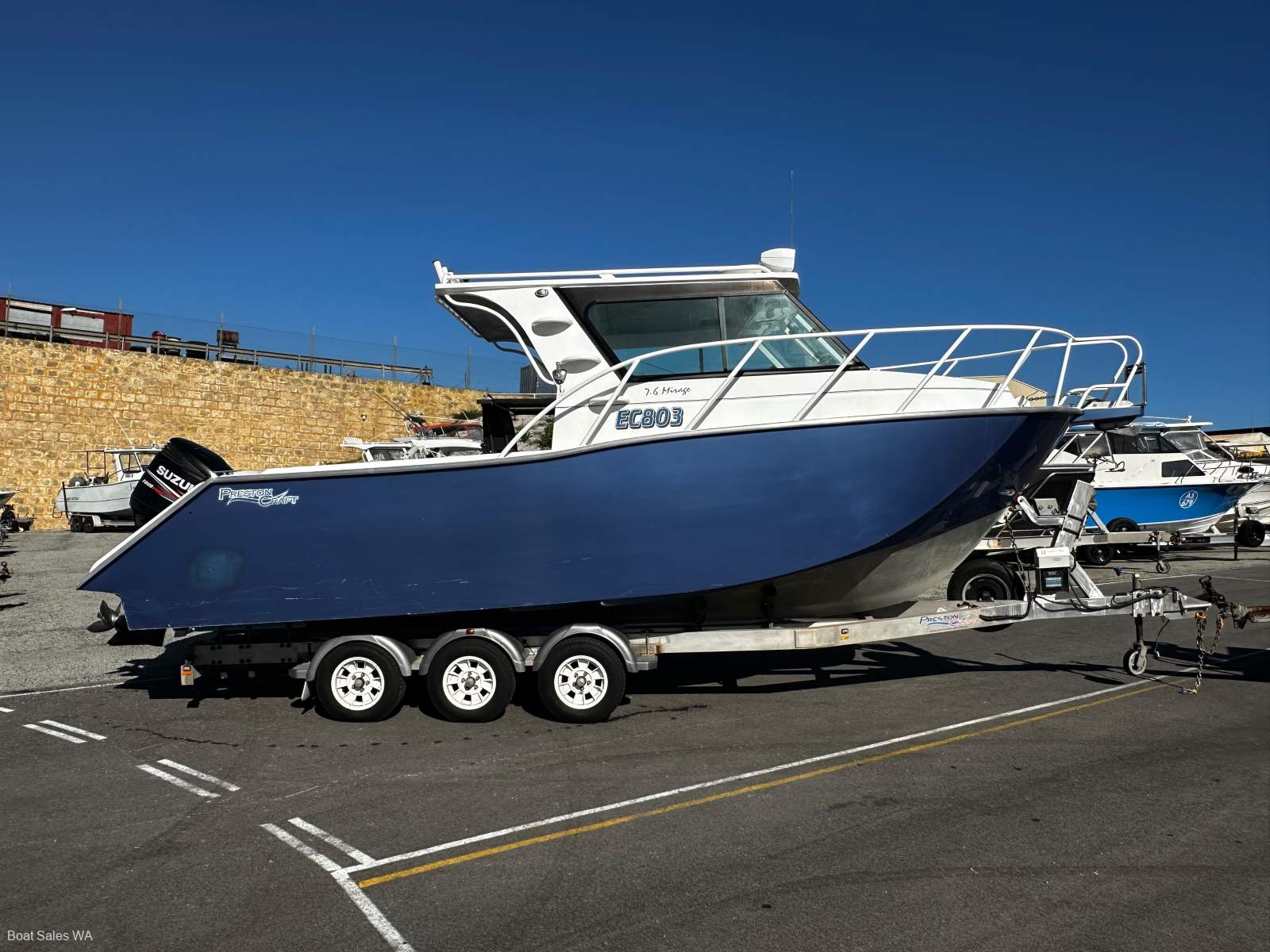 Preston Craft 760 Mirage Tri Hull