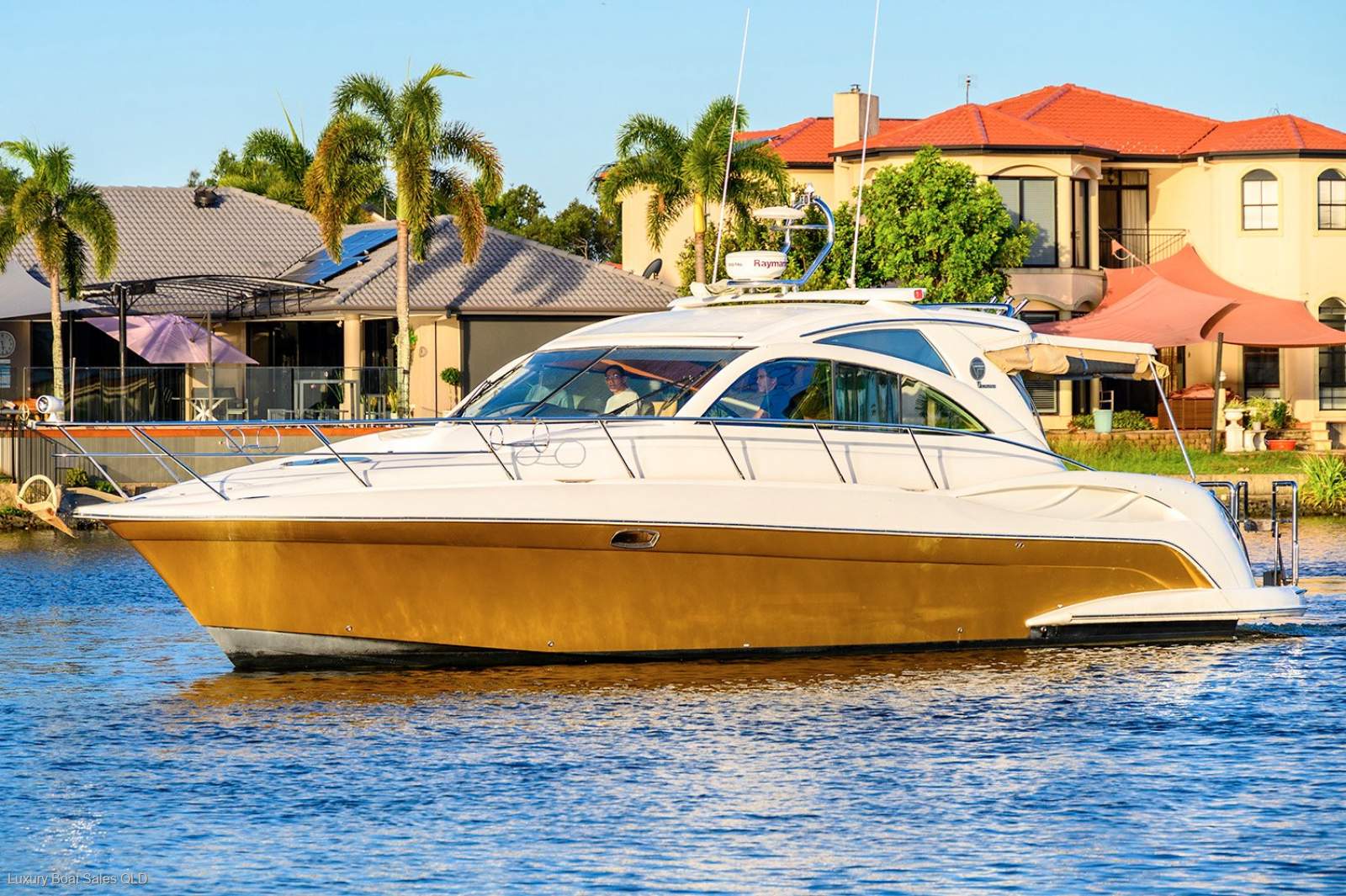 Genesis 44 V Cruise