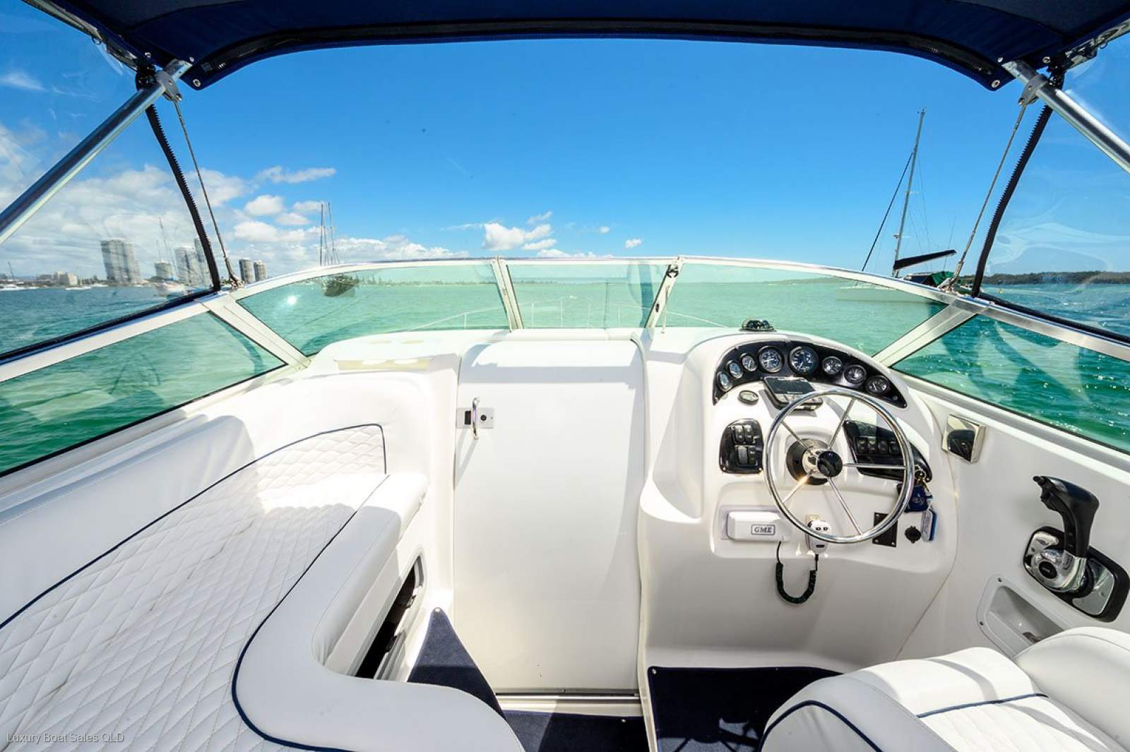 Mustang 2800 SportsCruiser Series III
