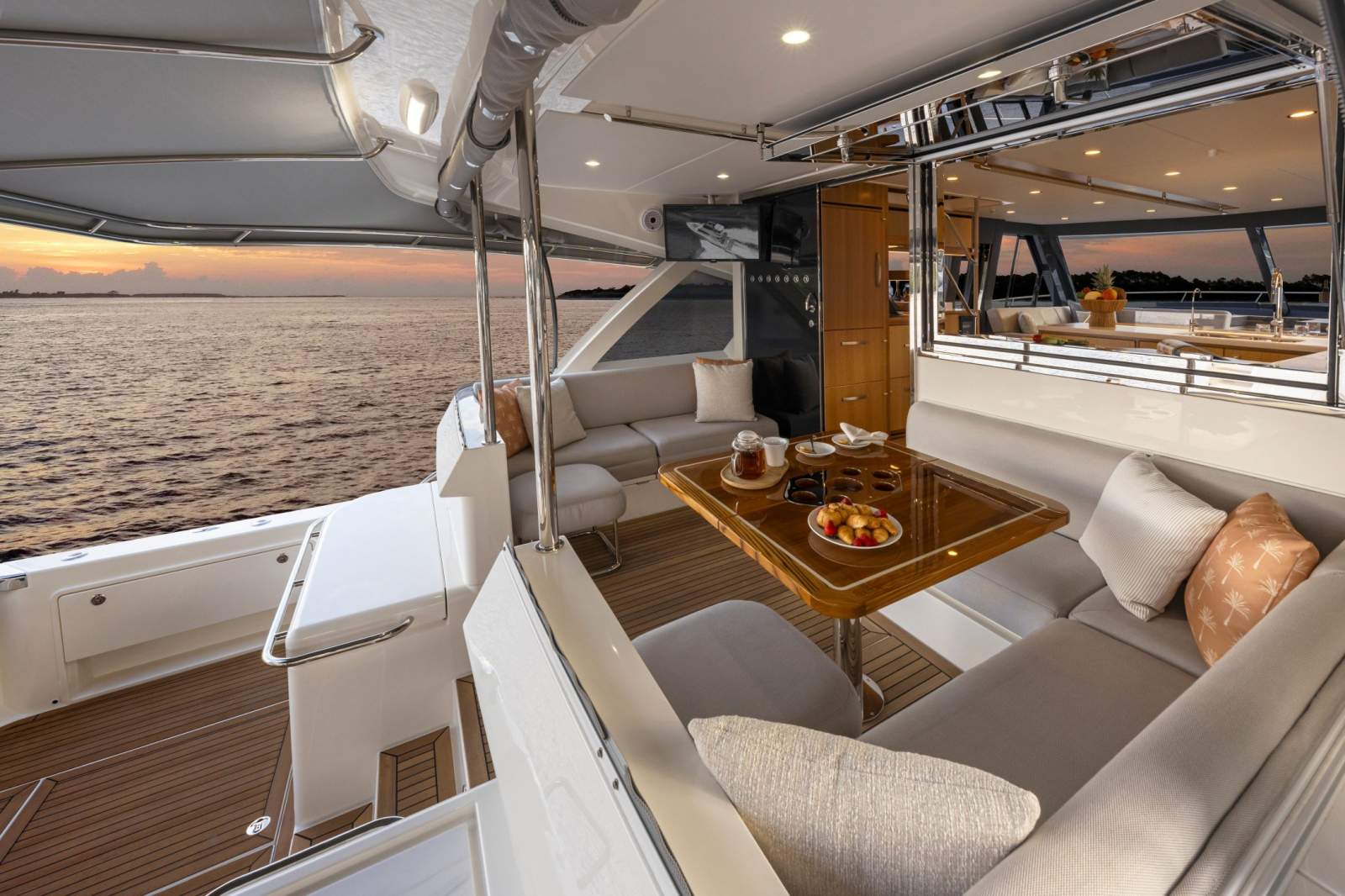 Riviera 58 Sports Motor Yacht