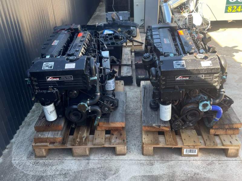 Mercruiser 6cyl Diesel Engines x 2