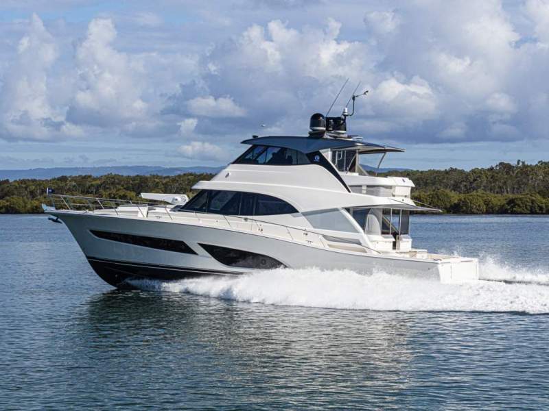 Riviera 64 Sports Motor Yacht