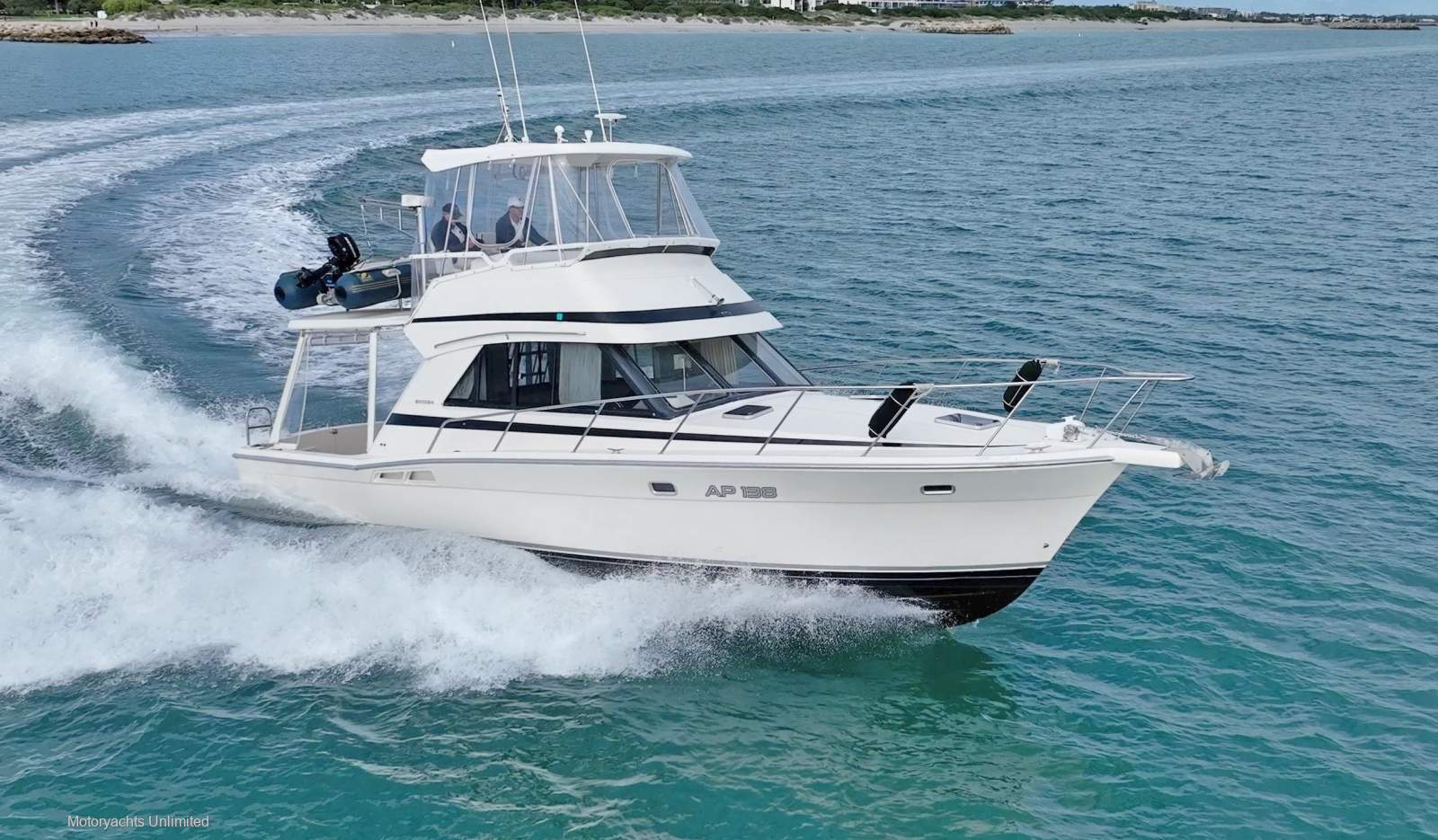 Riviera 36 Flybridge with Extended Cockpit