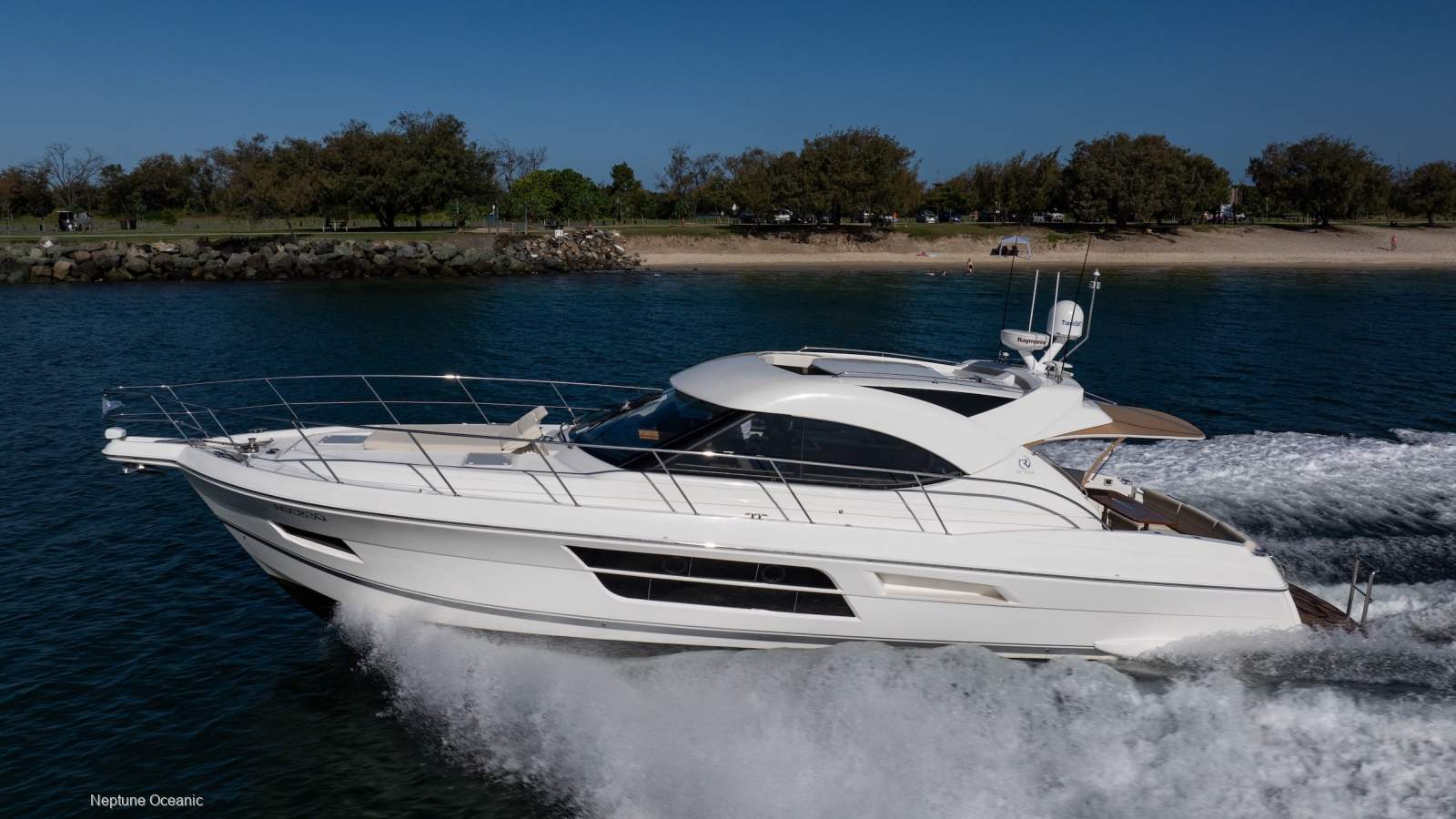 Riviera 5000 Sport Yacht Series II