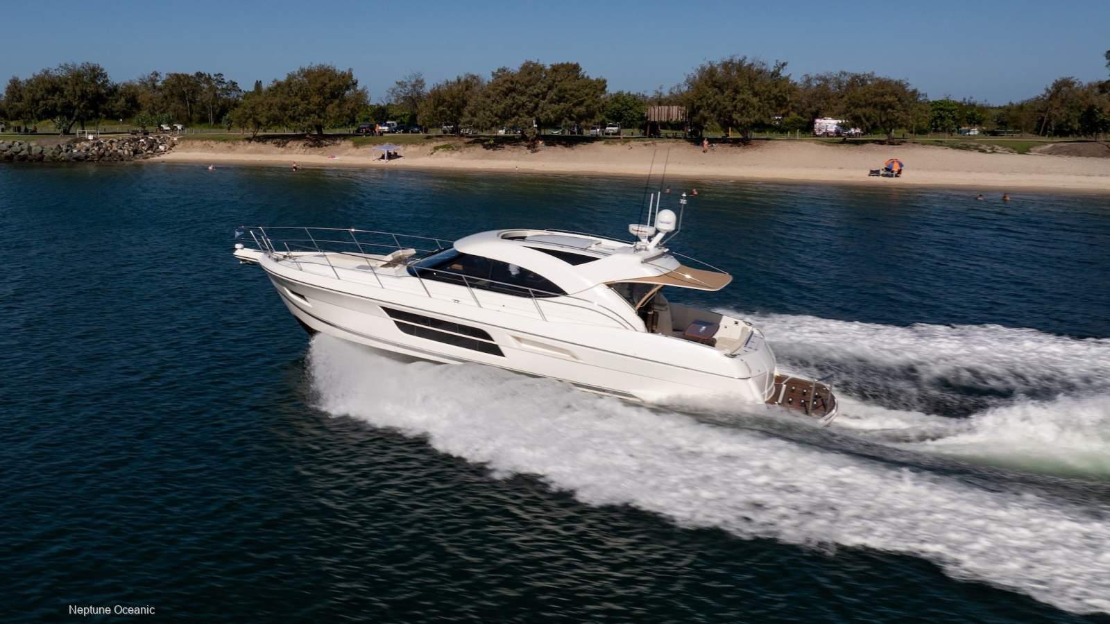 Riviera 5000 Sport Yacht Series II