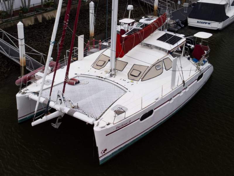 Catana Catamarans 472