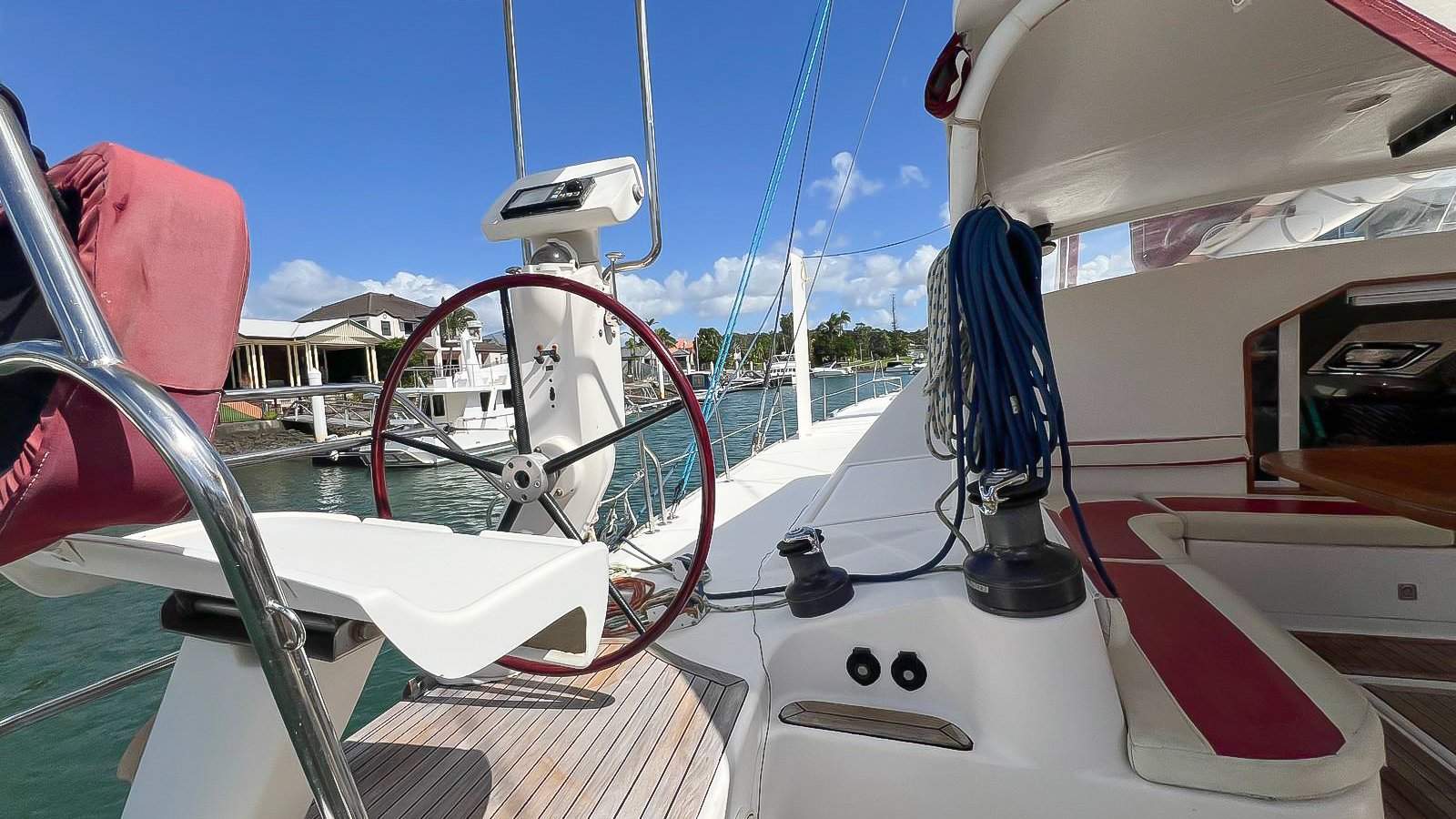 Catana Catamarans 472