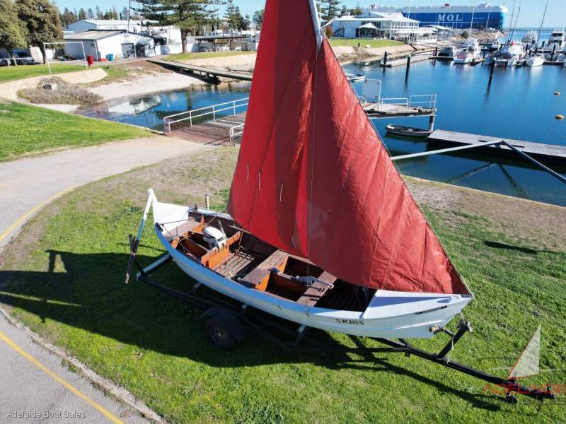 Dory timber trailer sailer